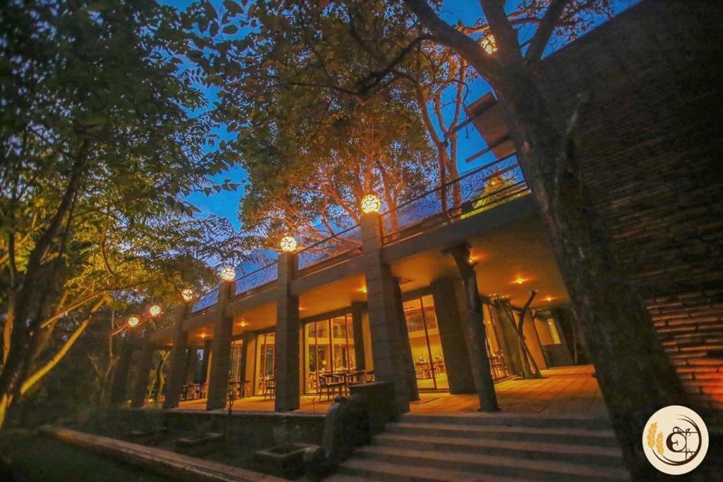 Aswadduma Hotel Dambulla Exterior foto