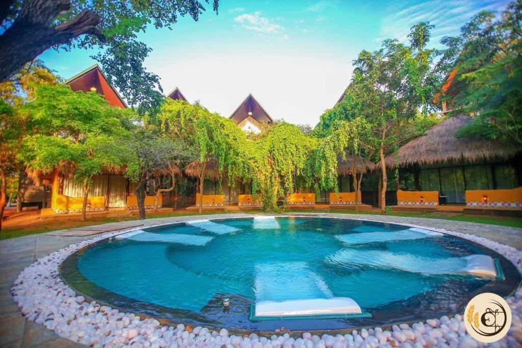 Aswadduma Hotel Dambulla Exterior foto