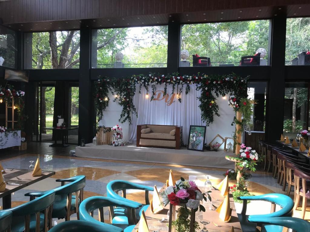 Aswadduma Hotel Dambulla Exterior foto